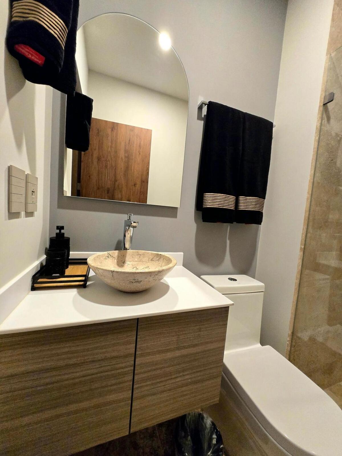 1 Bd - 5 Min Walk To Tulum